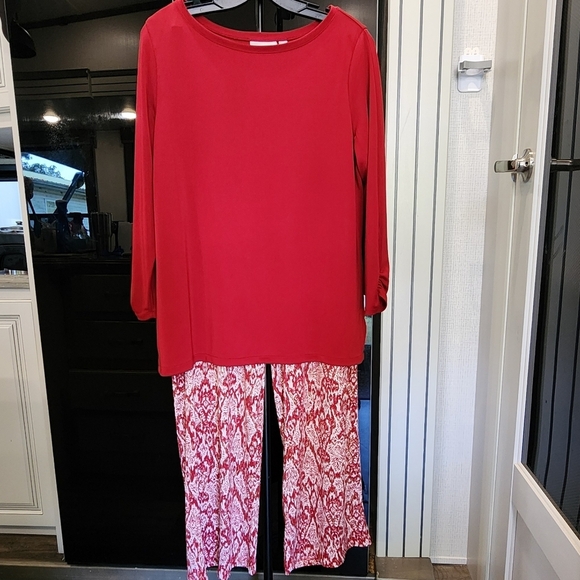 SUSAN GRAVER TOP/ IMAN PANTS - Picture 2 of 14